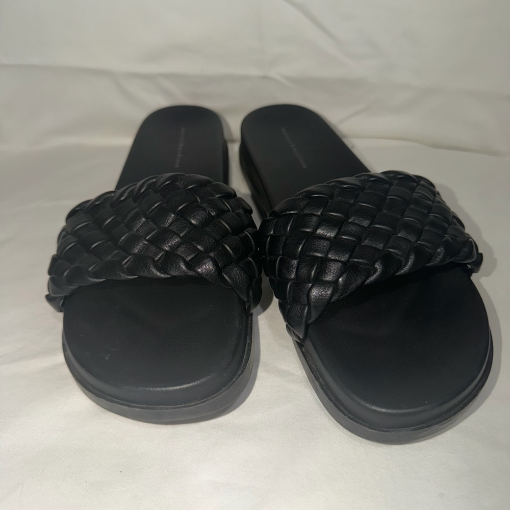 mercer & madison Black Woven Leather Slide - Size 10